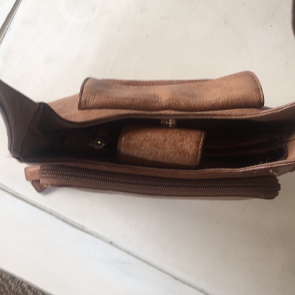 Fossil 🔑 leather over the shoulder bag - Picture 2 of 7